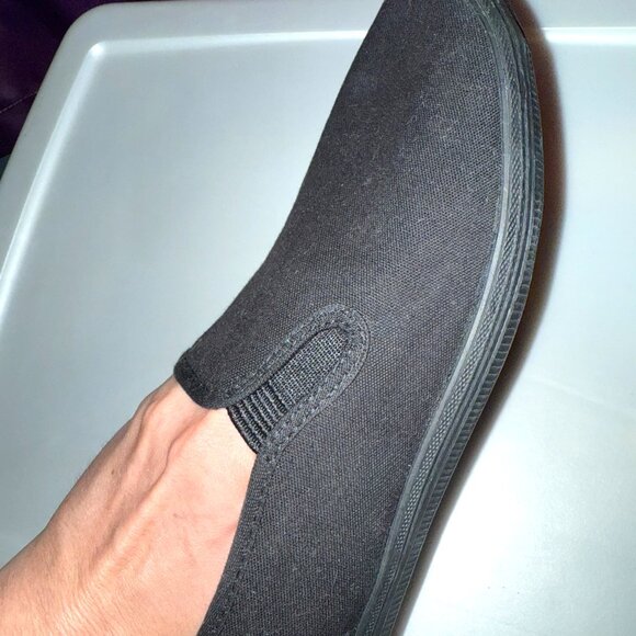 City Sneaks Non-Marking Slip On Black Shoes Size 9.5 - Picture 4 of 9